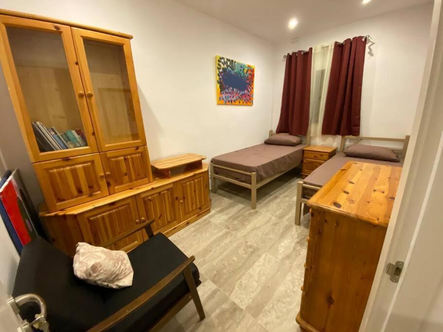 Beach House. Live, Experience Sea St. Paul's Bay Esterno foto